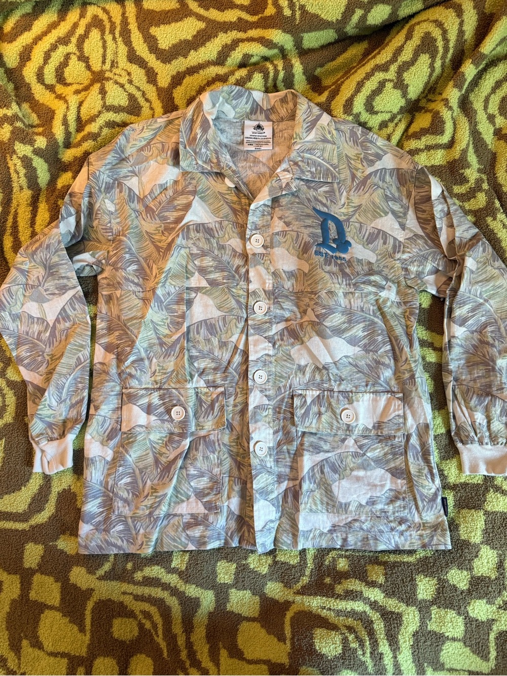 Disney Spirit Jersey Adult M Jacket Button Up Tropical Disneyland Resort